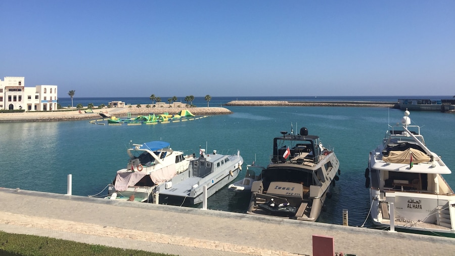 Le Sifah Resort Apartments