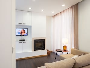 Superior Villa, 2 Bedrooms, Courtyard Area | Living room