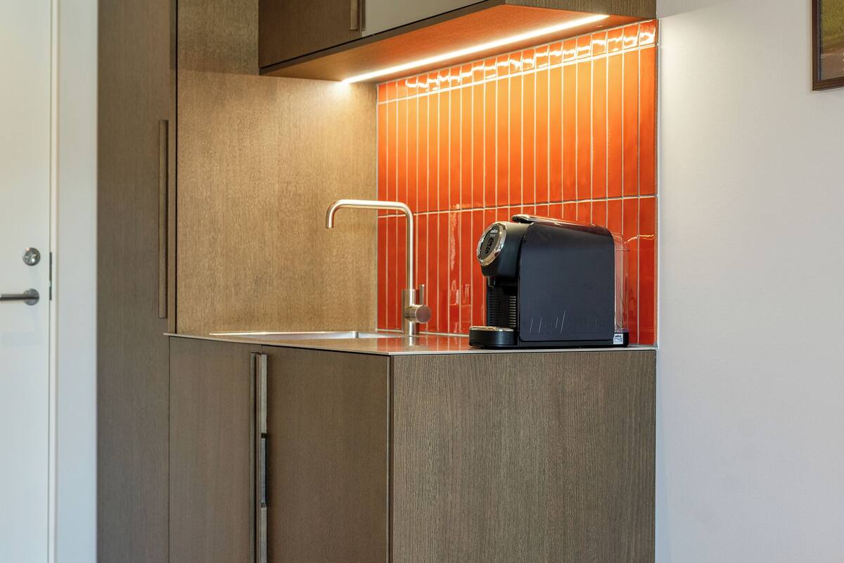 business studio | 1 bedroom, premium bedding, pillow-top beds, desk