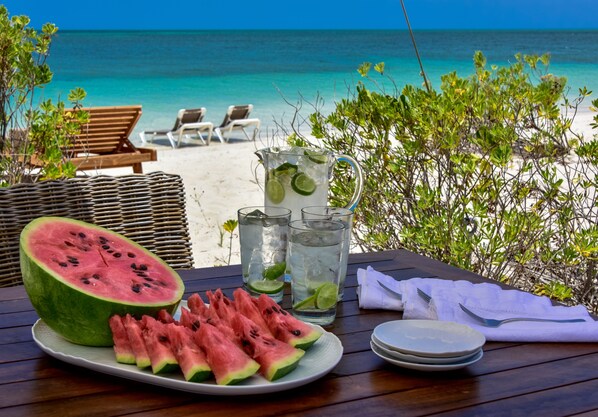 Food and drink - Barbuda Belle (Codrington)