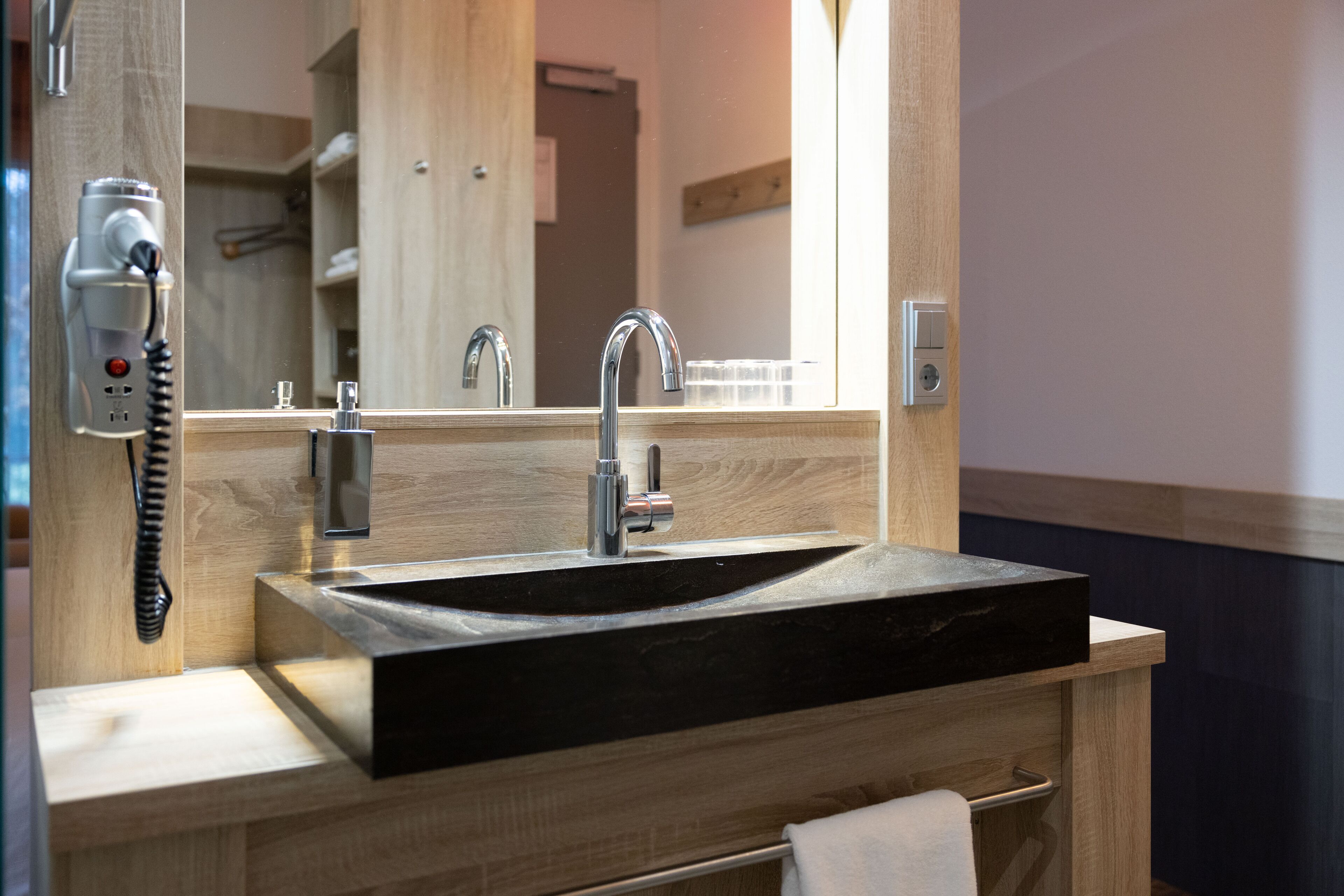 luxury quadruple room, 2 bedrooms, garden view | bathroom | free toiletries, hair dryer, towels, soap