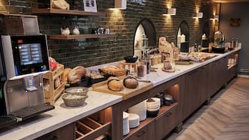Dagelijks ontbijtbuffet inbegrepen