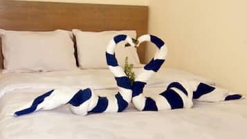 1 bedroom, premium bedding, free WiFi