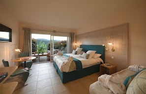 Double Room, Non Smoking, Garden View | Premium bedding, Select Comfort beds, minibar, in-room safe