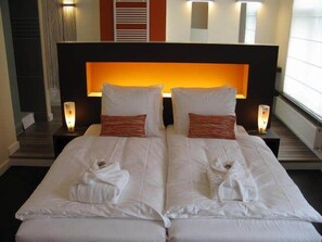 Chambre Simple Supérieure, vue jardin