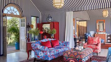 Suite (Masiya's Camp Luxury Tented) | Ropa de cama de alta calidad y artículos del minibar gratis