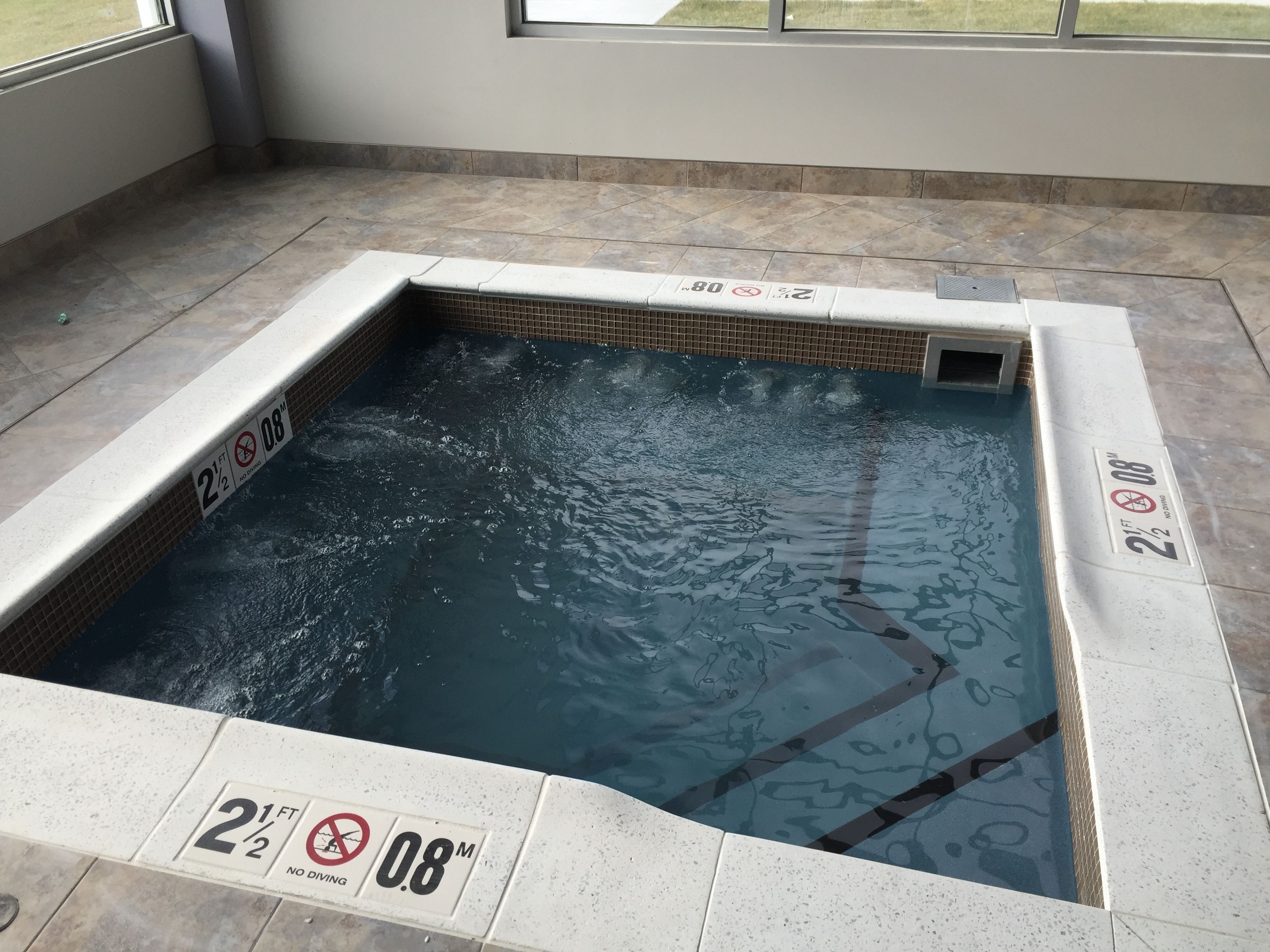 indoor spa tub