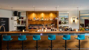 Bar (in der Unterkunft)