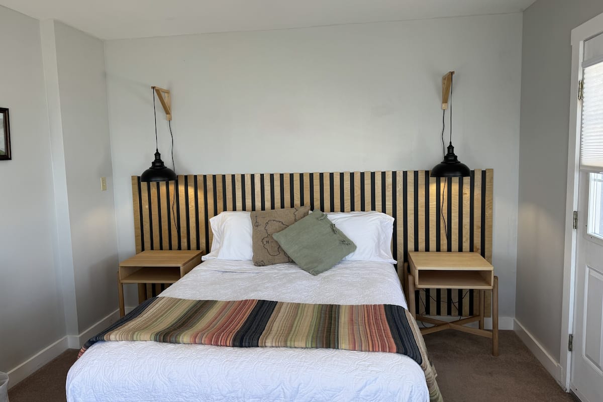 Room, 1 Queen Bed, Balcony, Ocean View