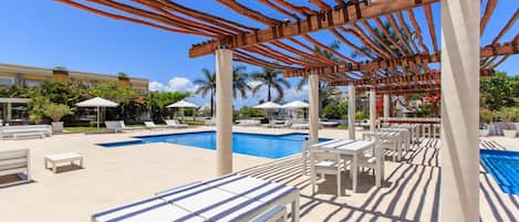 Sun deck