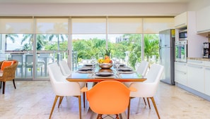 Condo familial | Salle à manger
