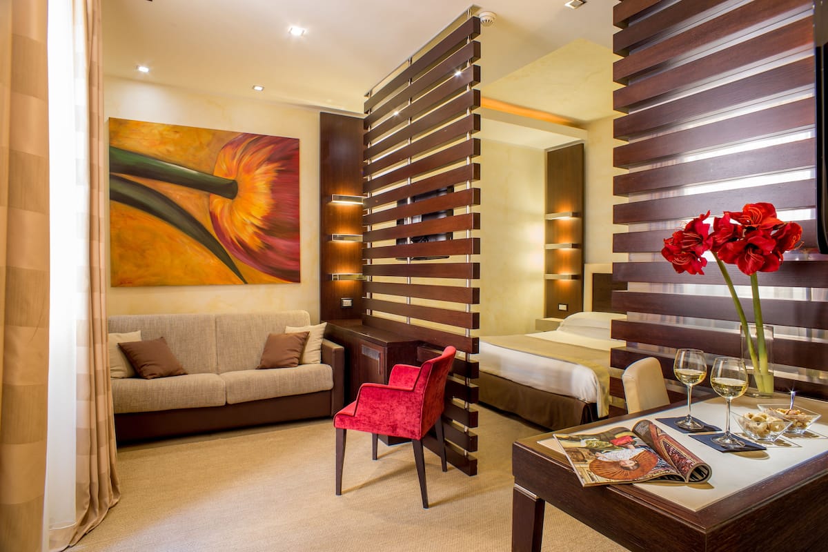 Suite junior (Superior ) | Minibar, caja fuerte, sistema de insonorización