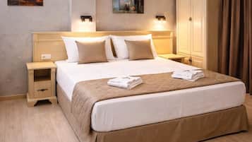 Standard Double Room | Minibar, desk, laptop workspace, soundproofing