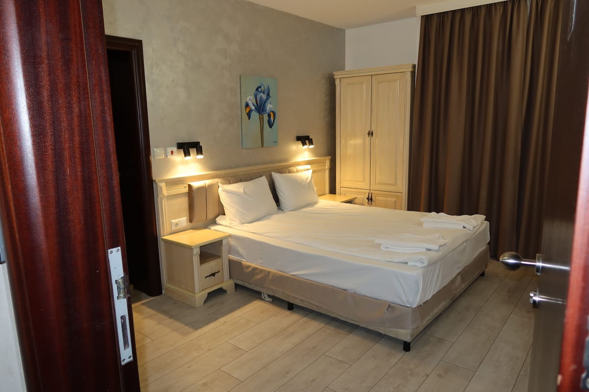 Minibar, desk, laptop workspace, soundproofing