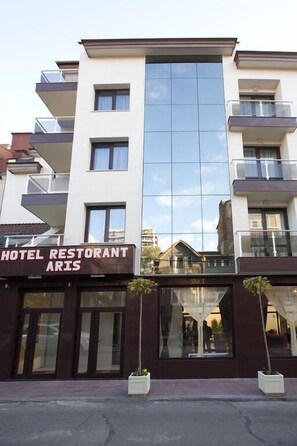 Fachada de la propiedad