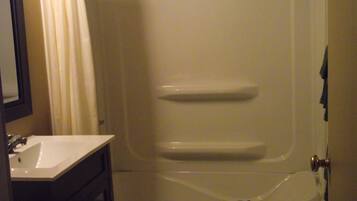 Suite, 1 Bedroom, Kitchen | Bathroom