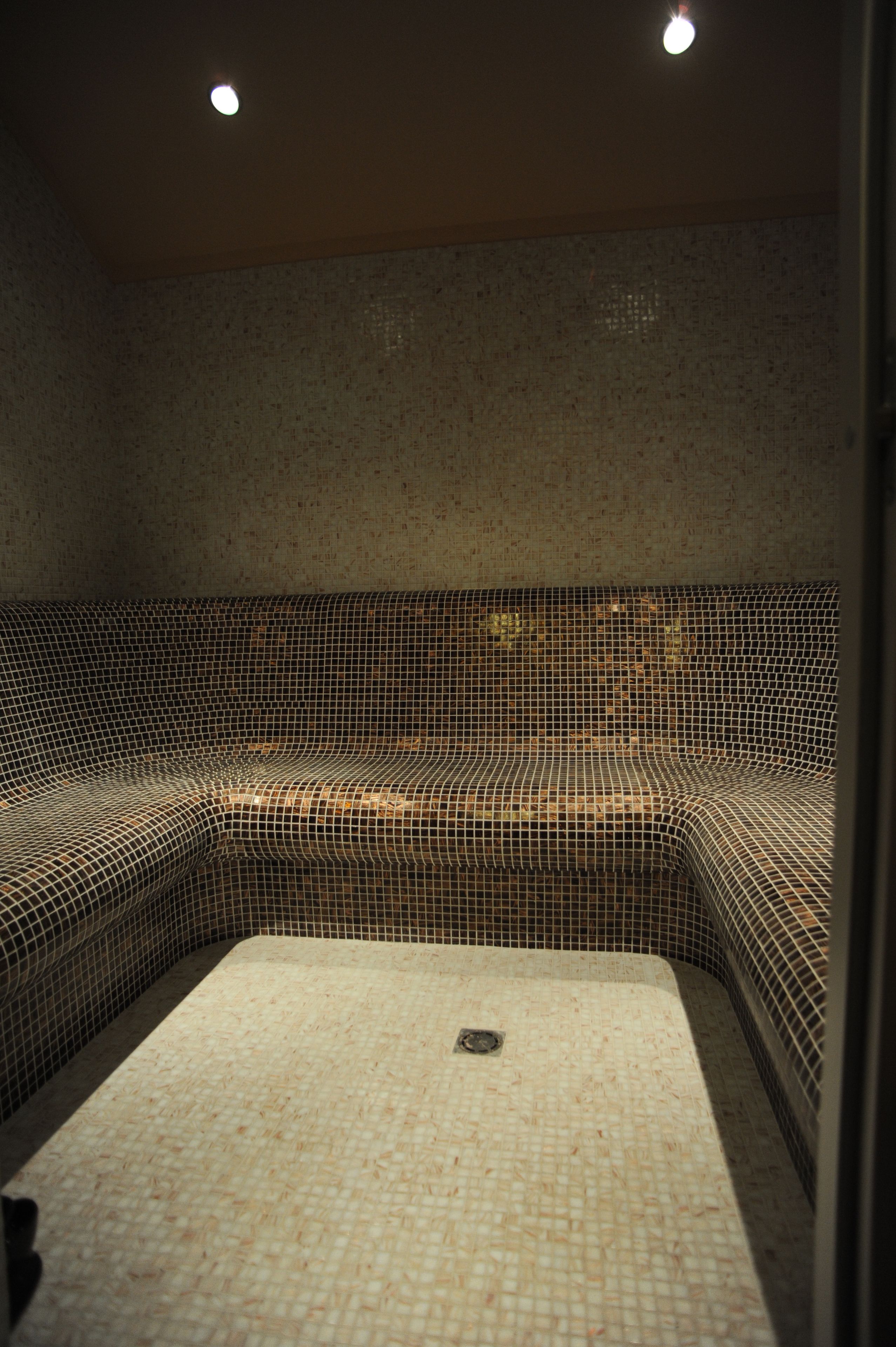 steam room