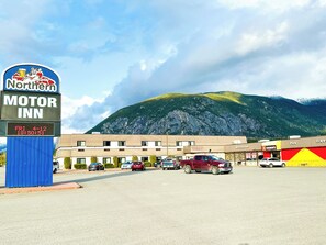 Exterior - Northern Motor Inn (Terrace)