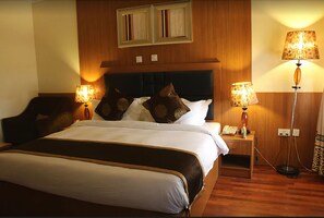 高級寢具、客房內保險箱、獨特裝潢、布置獨特