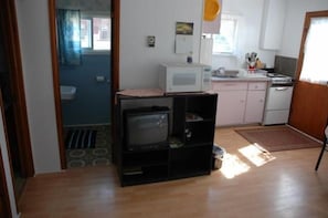 Cottage, 2 Bedrooms (Queen Sofa Bed) | Room amenity - Oak Haven Cottages (Wasaga Beach)