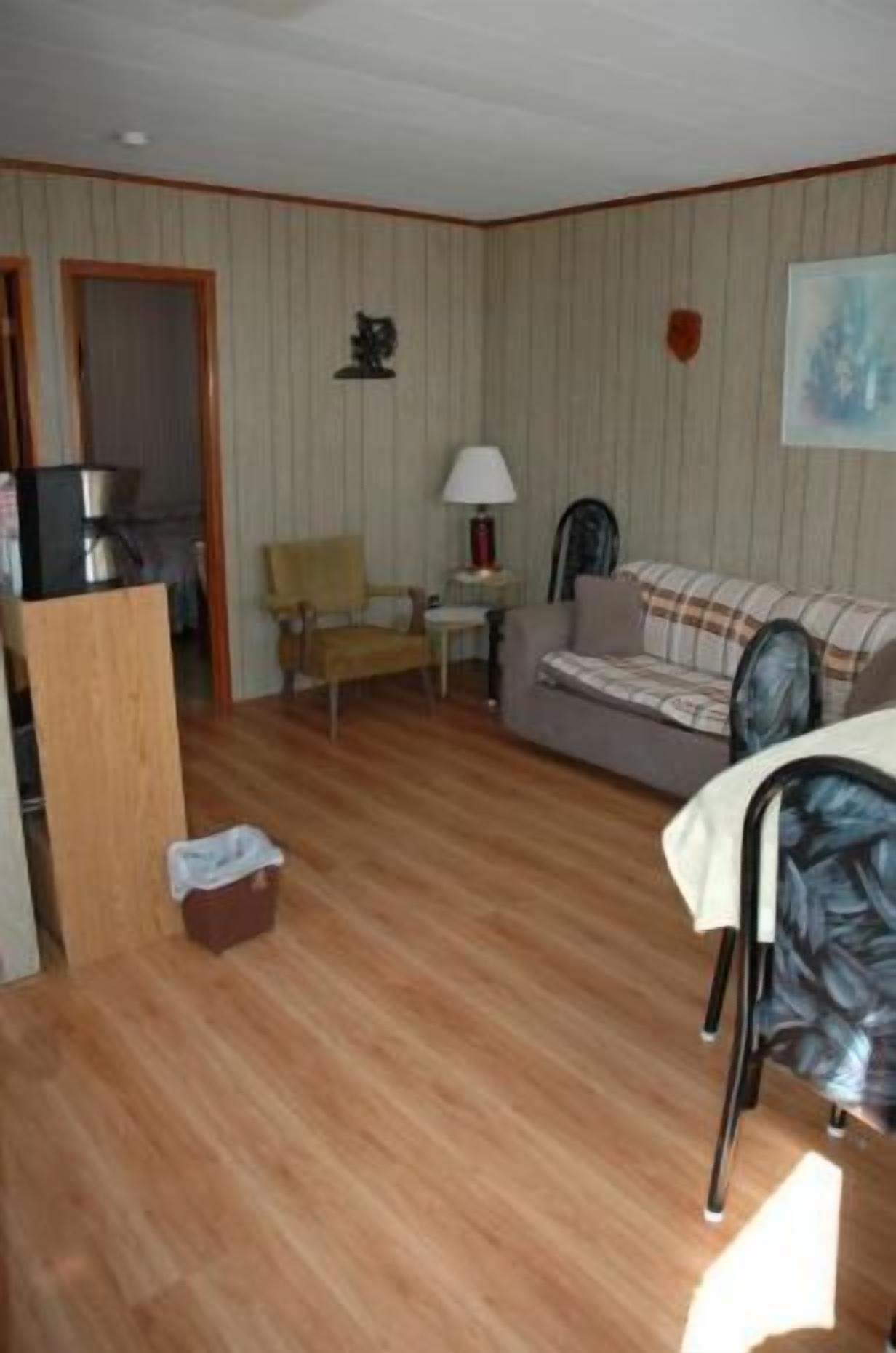 Cottage, 2 Bedrooms (Queen Sofa Bed) | Living area | TV