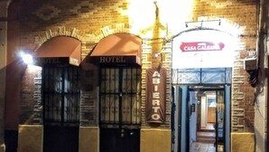 Property entrance - Hotel Casa Galeana (Morelia)
