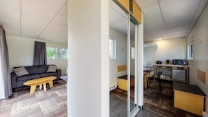 Comfort Studio | 1 bedroom, premium bedding, in-room safe, individually decorated