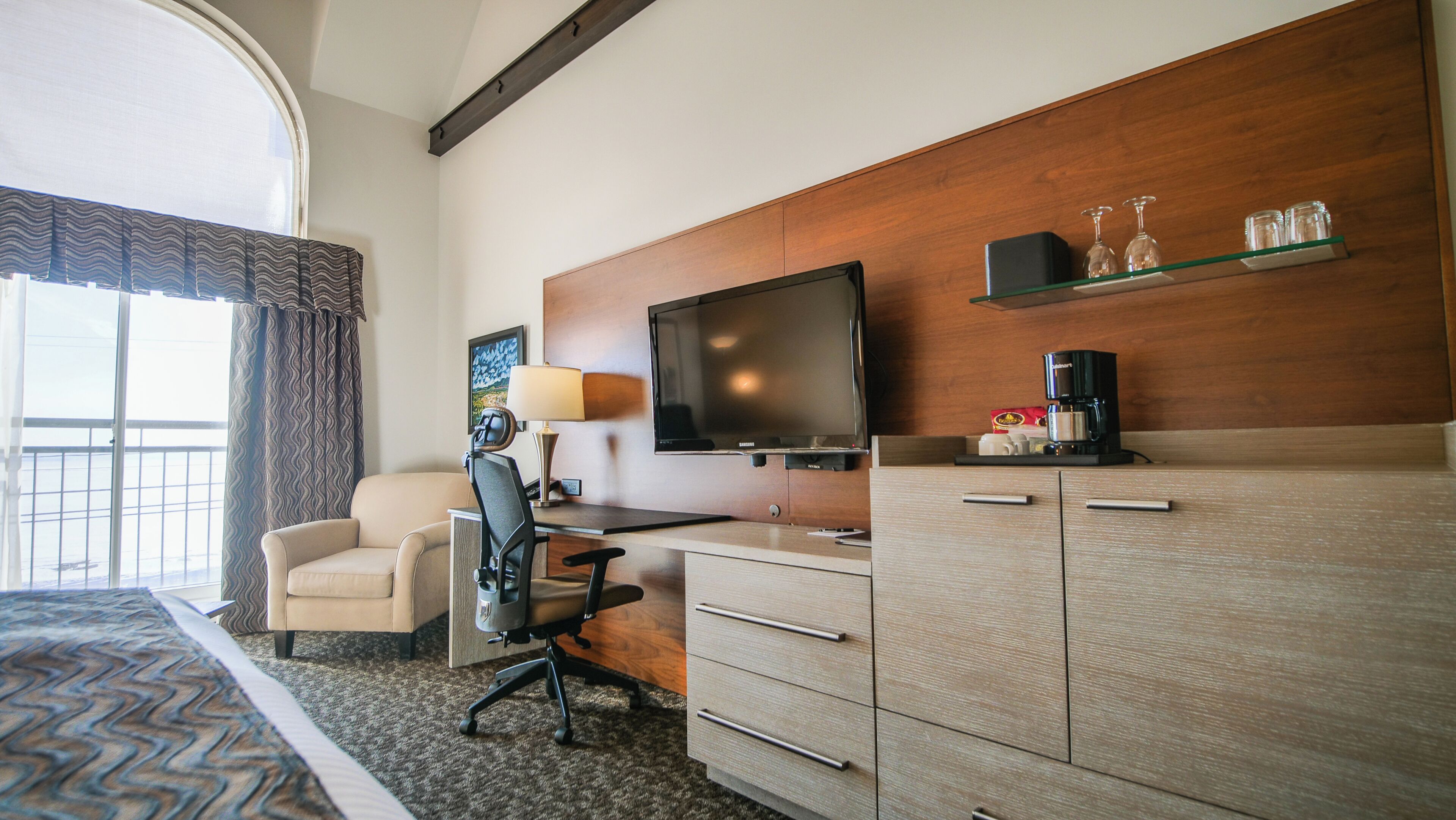 1 bedroom, premium bedding, in-room safe, individually decorated