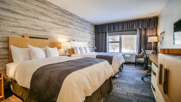 Classic-rum - 2 queensize-sängar - intill bergen | Sängtillbehör av högsta kvalitet och värdeförvaringsskåp på rummet