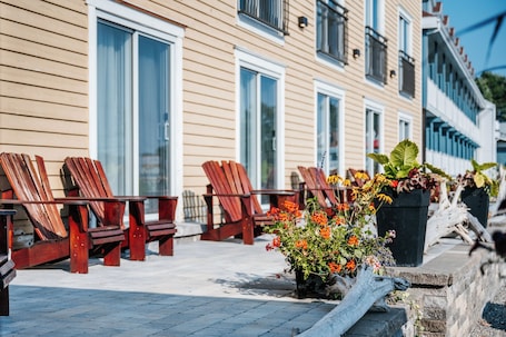 Front of property. Manoir Belle Plage