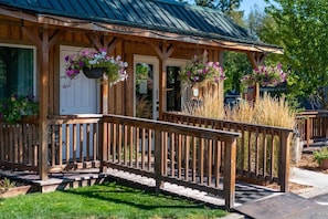 Reception - Evergreen Motel (Libby)