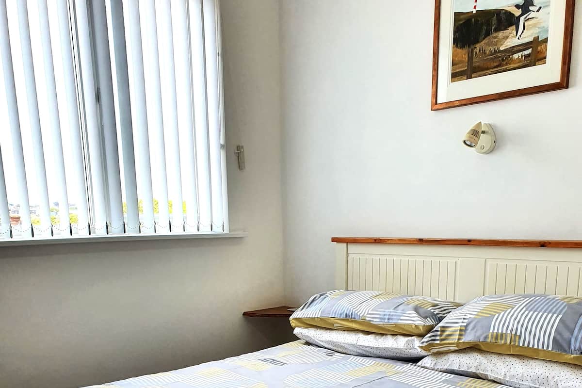 7 bedrooms, free WiFi, bed sheets