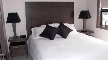 Condo, 2 Bedrooms (#659) | Free WiFi