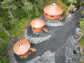 Eenvoudige tent, 1 queensize bed, uitzicht op bergen | Luxe beddengoed, gratis wifi, beddengoed