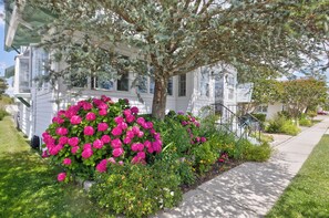 Exterior - Sun 'N' Sand Motel (Stone Harbor)