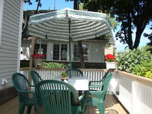 Terrace/patio - Downtown Bed And Breakfast (Moncton)