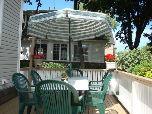 Downtown Bed And Breakfast