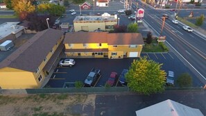Aerial view - Townhouse Inn & Suites (Klamath Falls)