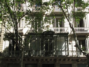 Front of property - My Address in Barcelona (Barcelona)