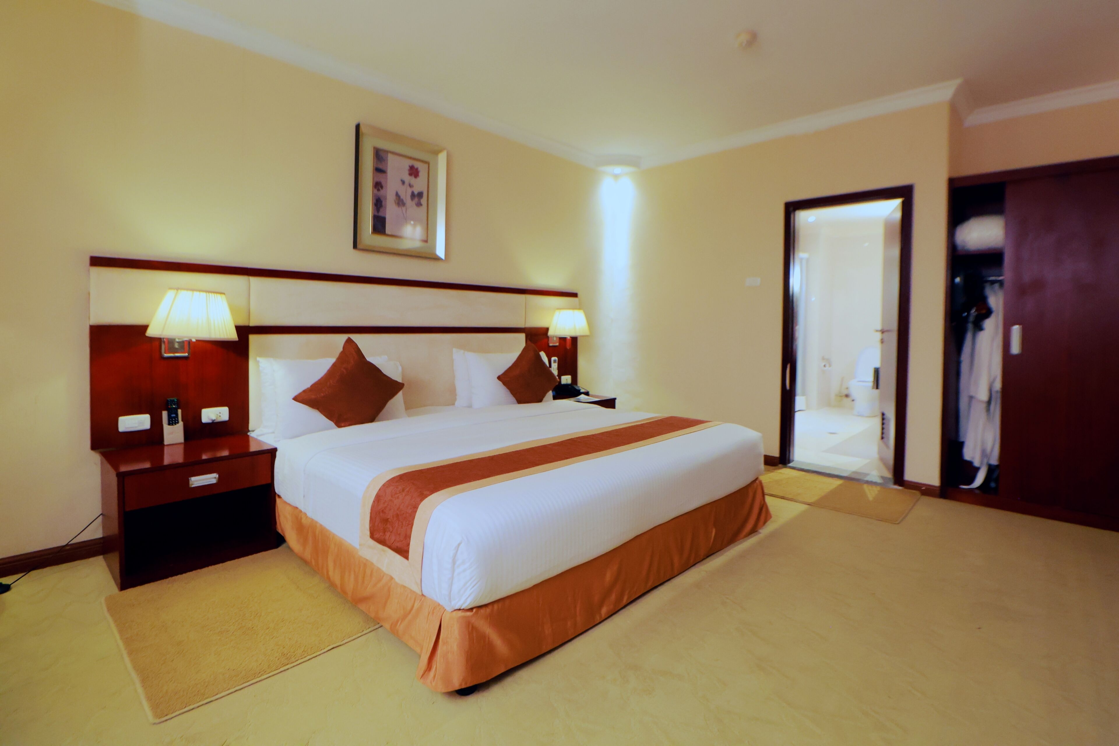 Egyptian cotton sheets, premium bedding, minibar, in-room safe