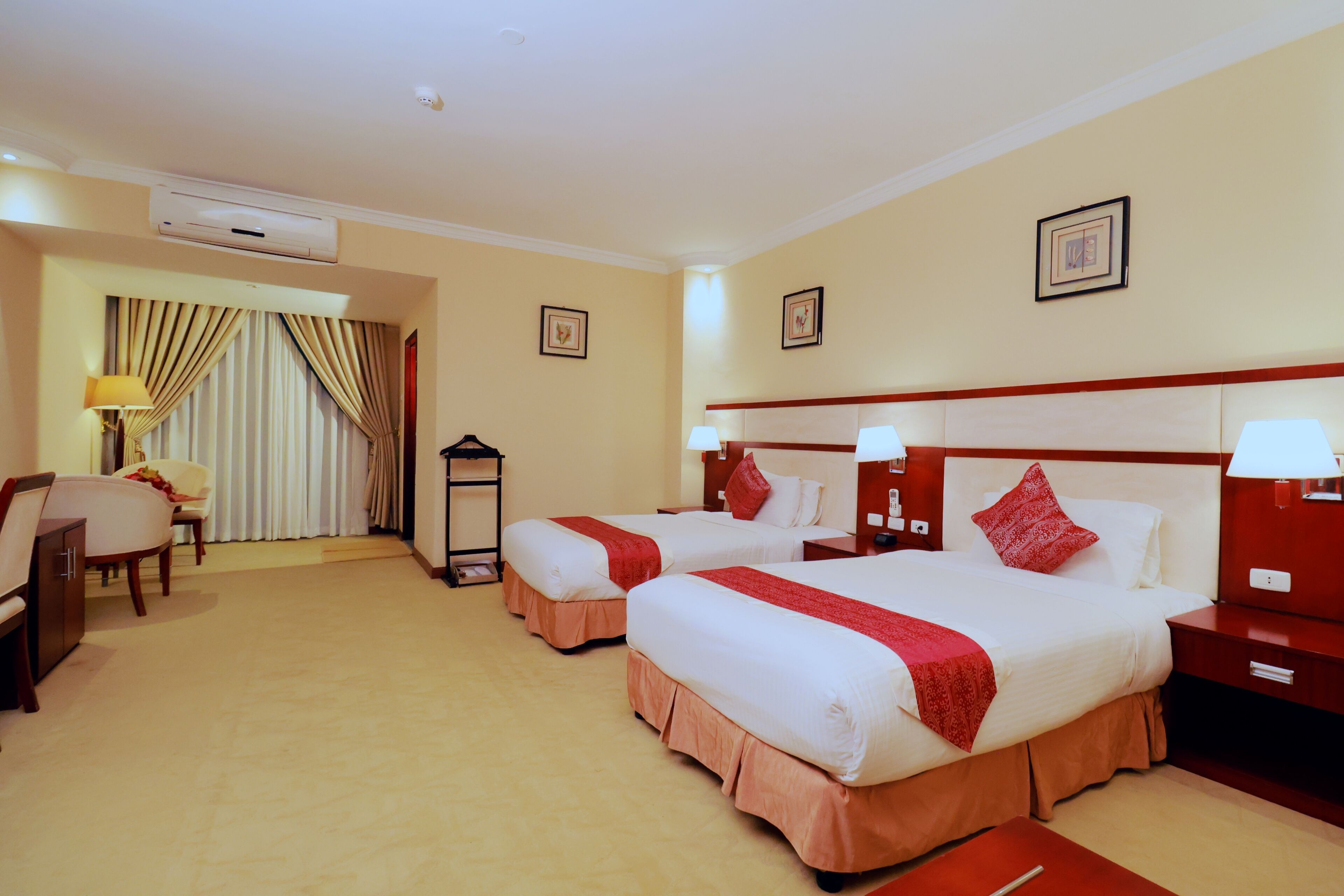 Standard Twin Room, City View | Egyptian cotton sheets, premium bedding, minibar, in-room safe