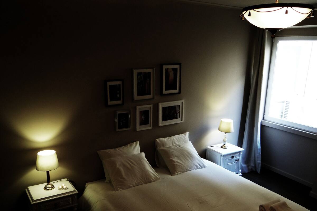 Free cots/infant beds, rollaway beds, free WiFi