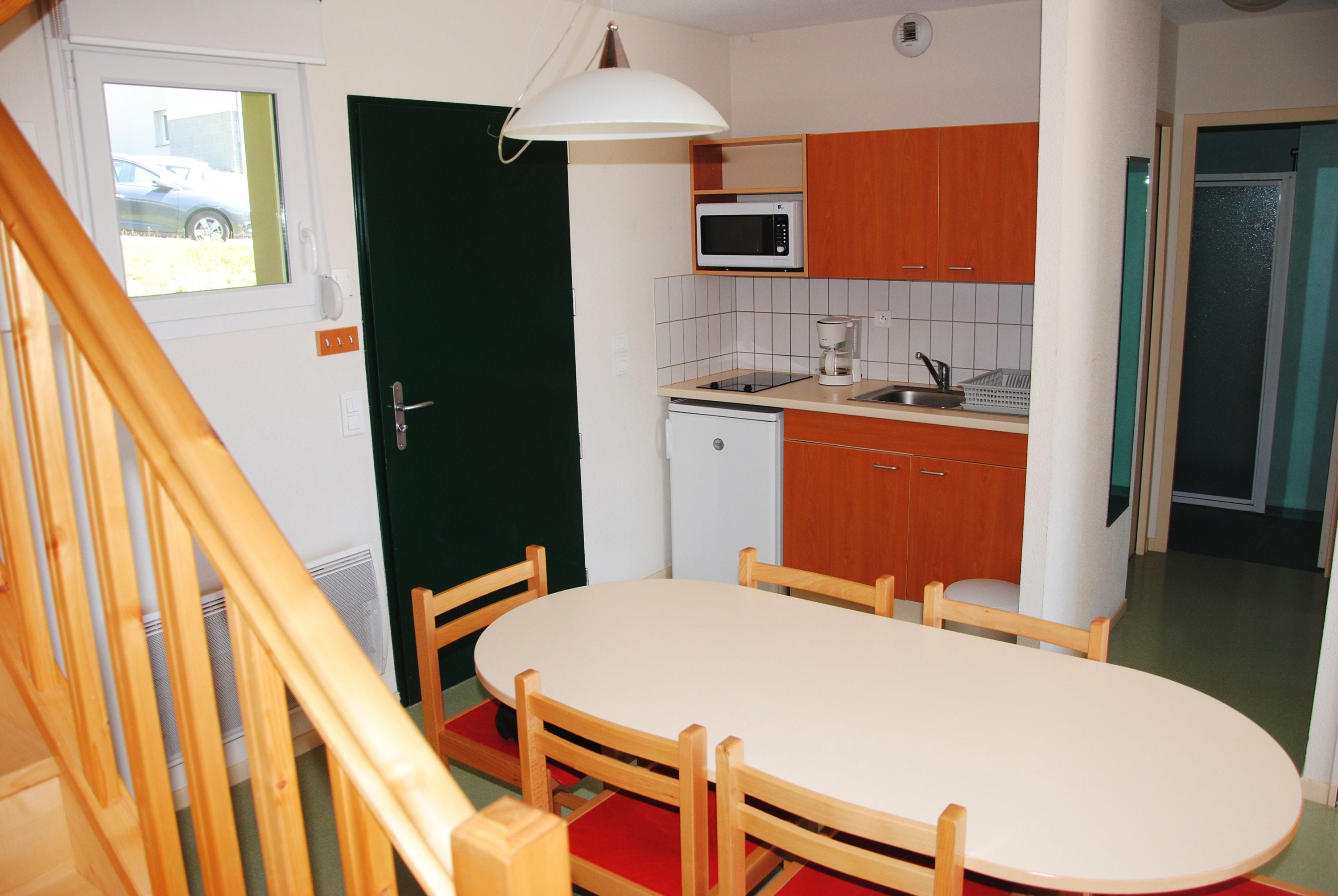 apartment (duplex) | private kitchenette | fridge, microwave, stovetop, coffee/tea maker