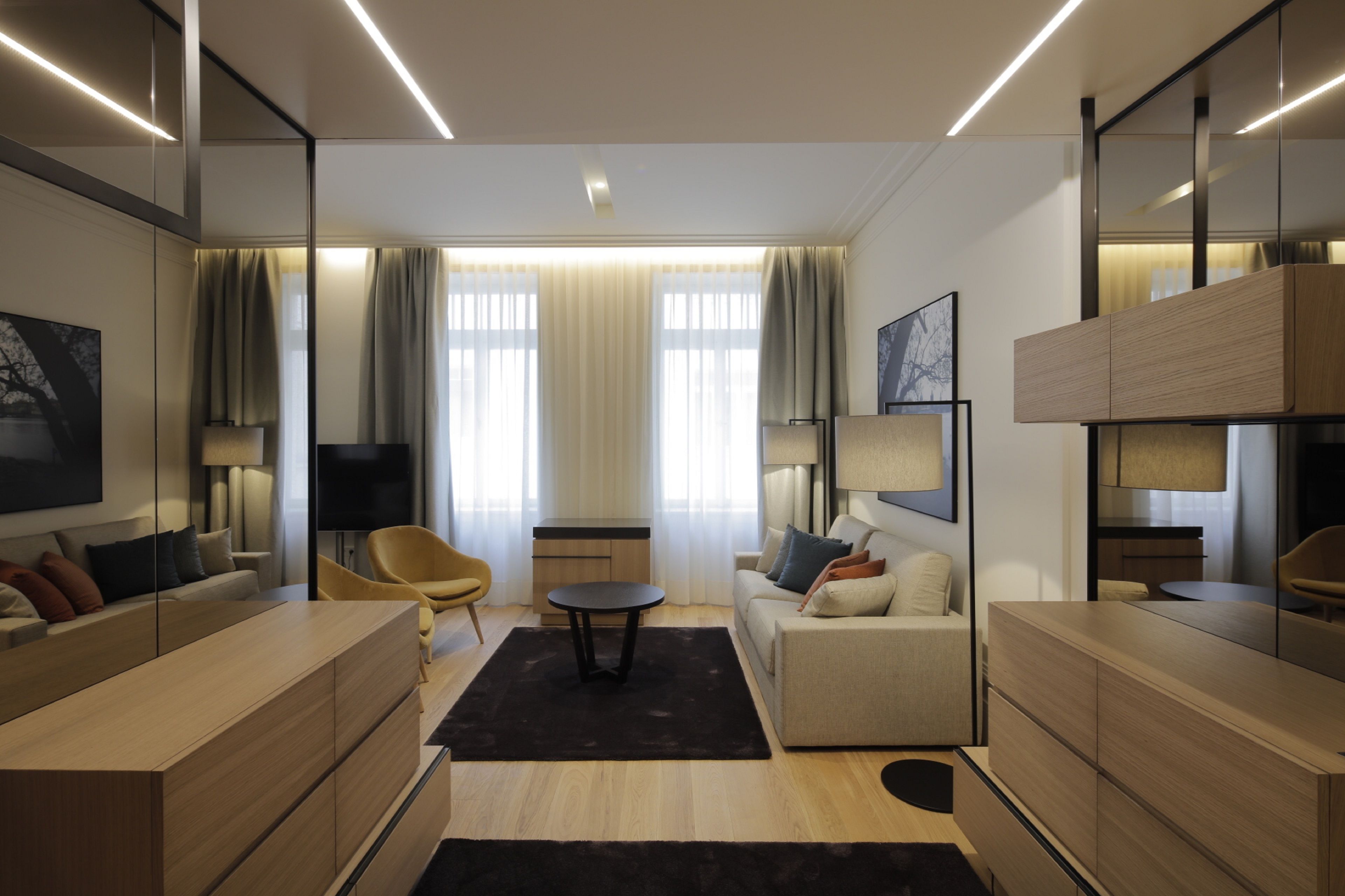 suite | minibar, in-room safe, desk, laptop workspace