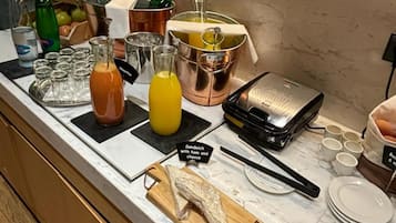 Daily buffet breakfast (EUR 25 per person)