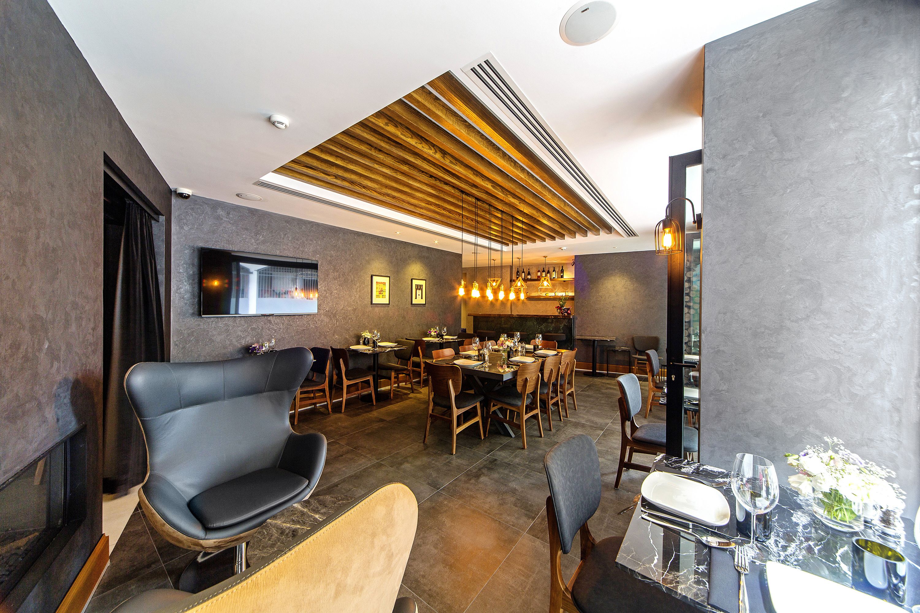 Frühstück, Mittagessen, Abendessen, regionale Küche 