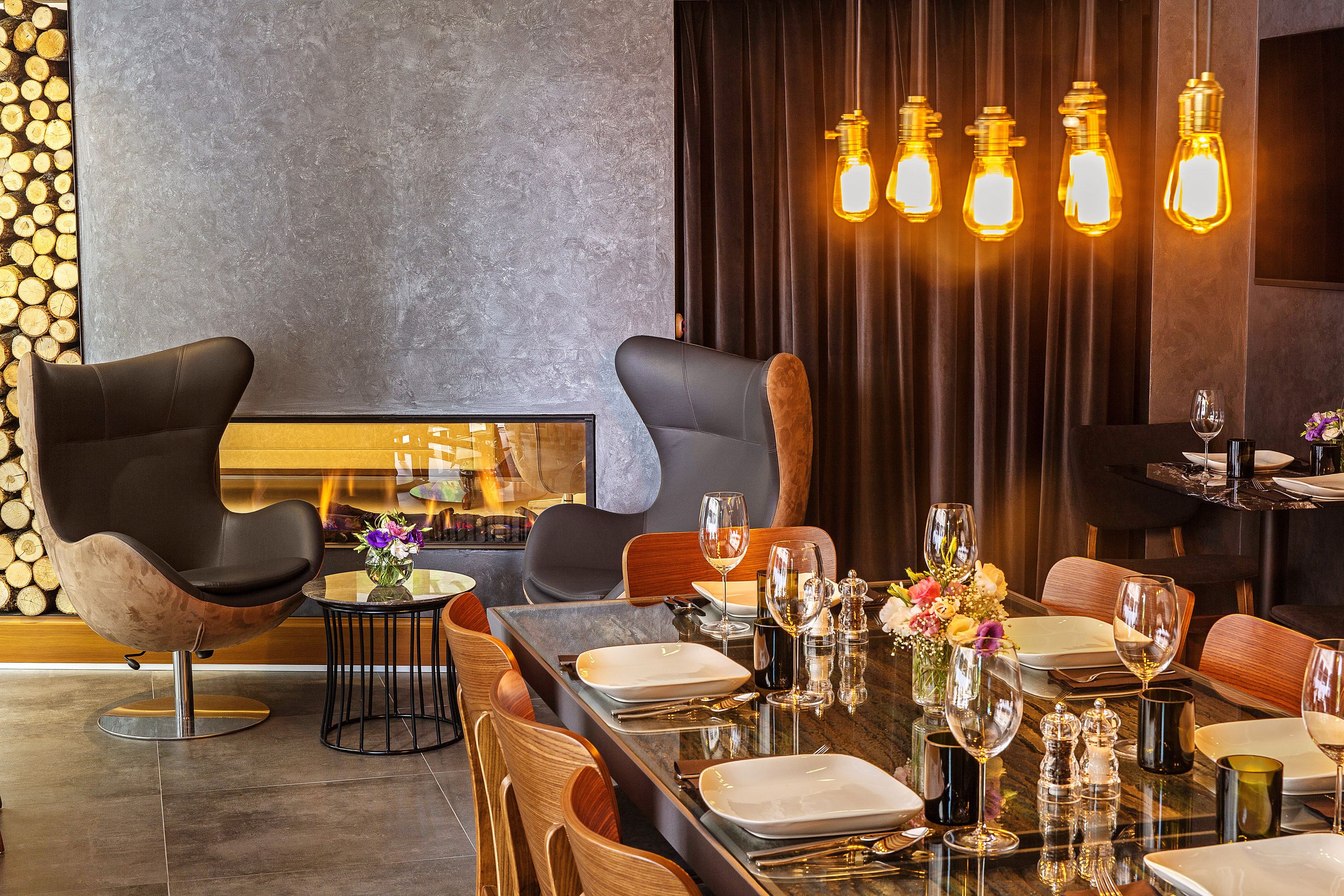 Se sirven desayunos, almuerzos y cenas; cocina regional