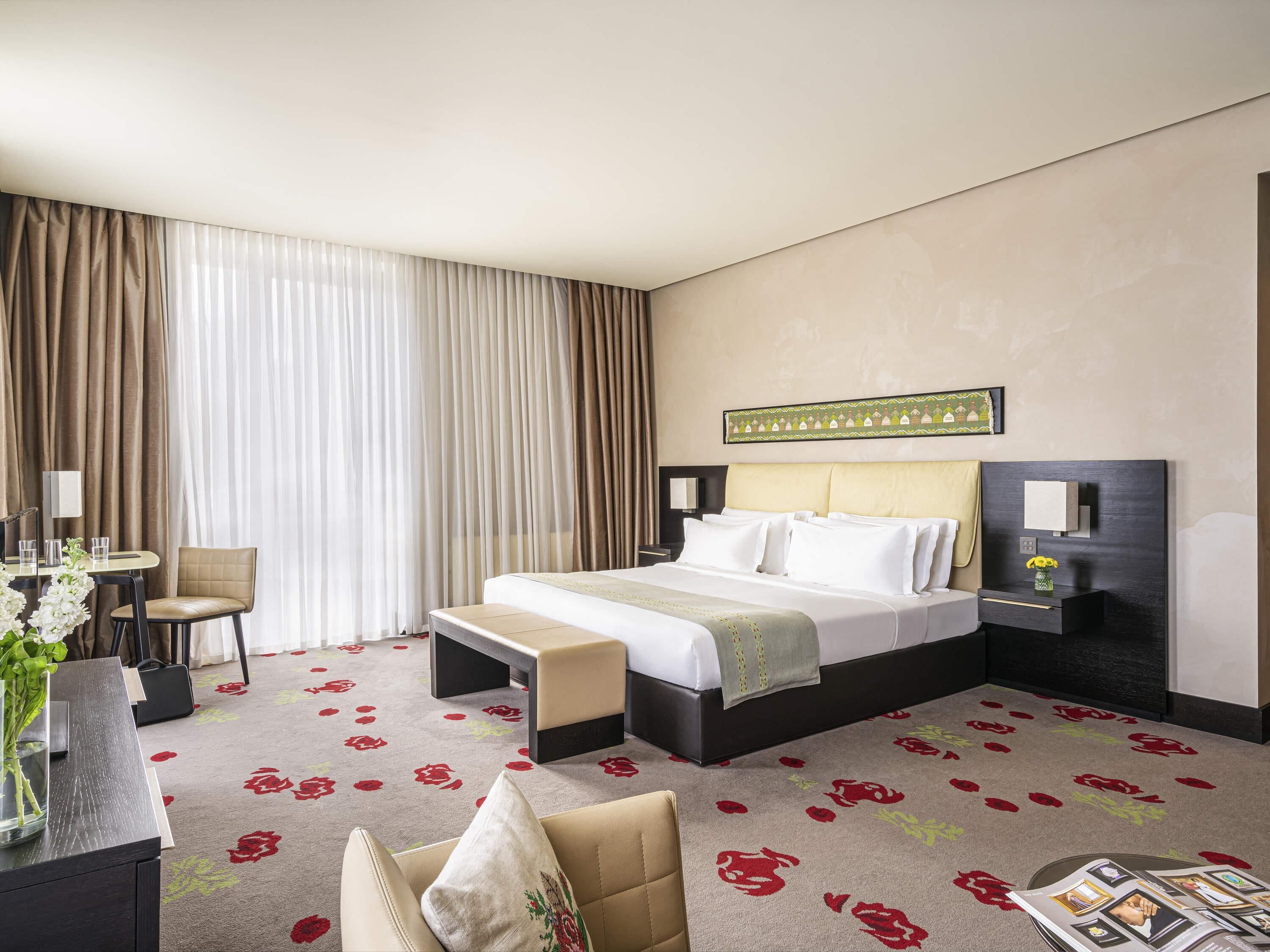 Deluxe-Zimmer, 1 King-Bett (and Sofa)