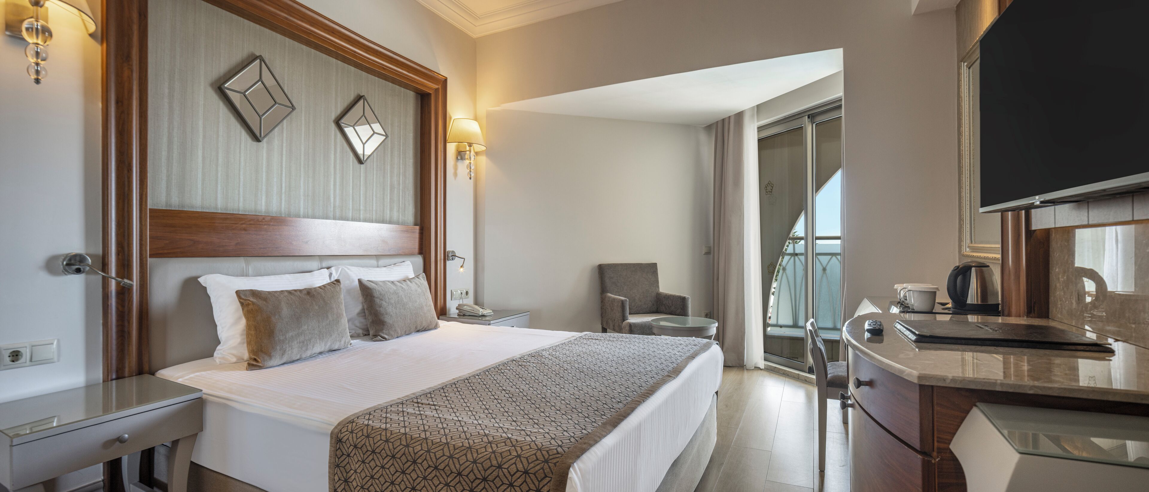 Family Room, 2 Bedrooms, Garden View | Free minibar, in-room safe, desk, free WiFi