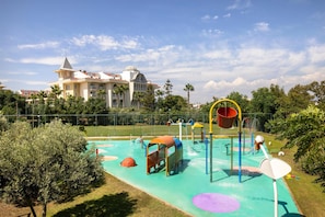 Children's play area - outdoor